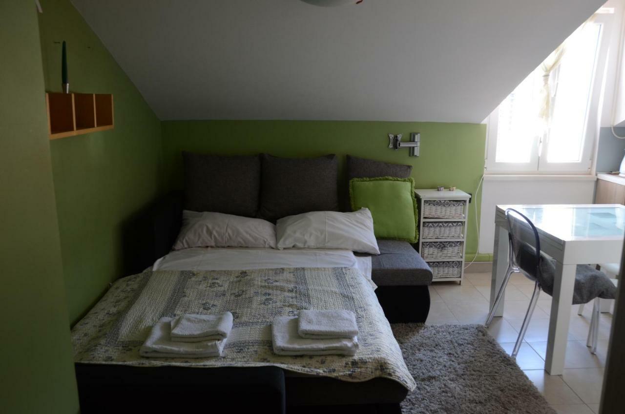 Apartment Tanja Cres Eksteriør bilde
